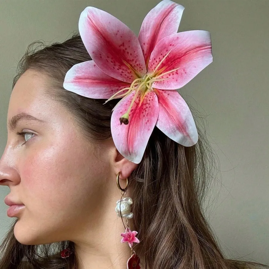 

Pink Lily Flower Hair Clips, Fairy Style Side Hair Barrettes, Elegant Hair Accessories for Women Daily Party