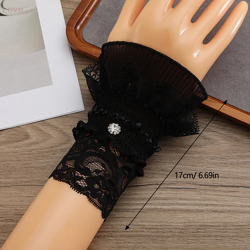 อุปกรณ์ตกแต่งเล็บปลอมสำหรับถ่ายภาพ ประดับมุกและเพชร สำหรับถ่ายภาพทำเล็บ พร็อพถ่ายภาพ โชว์เล็บ