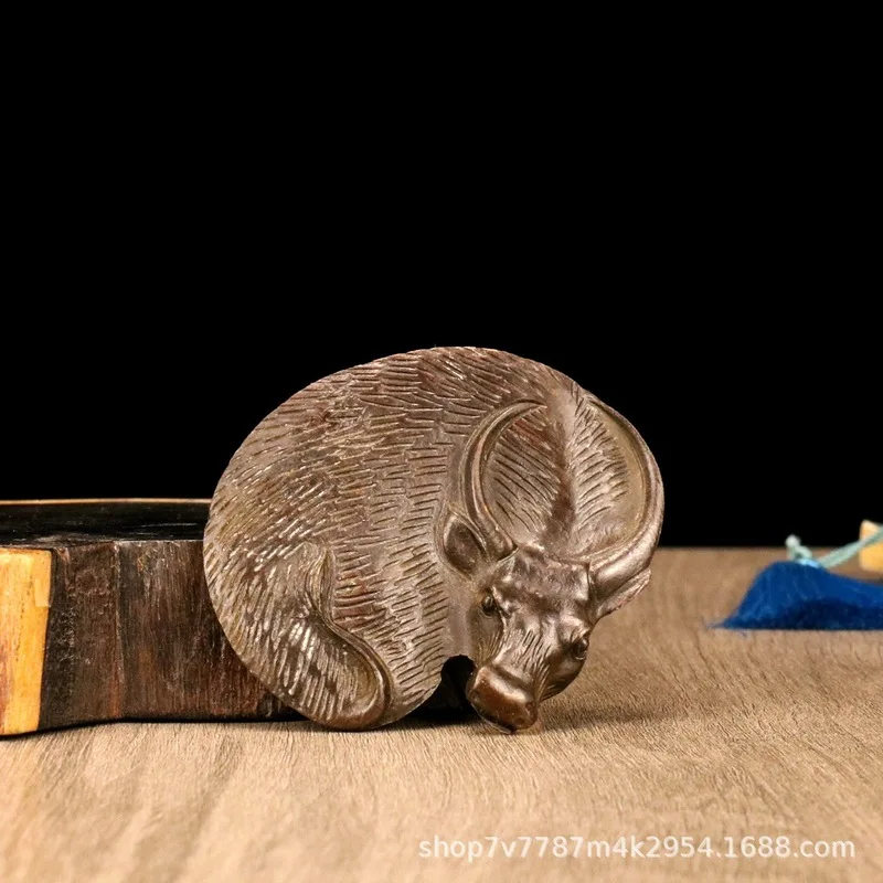 Brass alloy craft item that brings good fortune and decorates the home