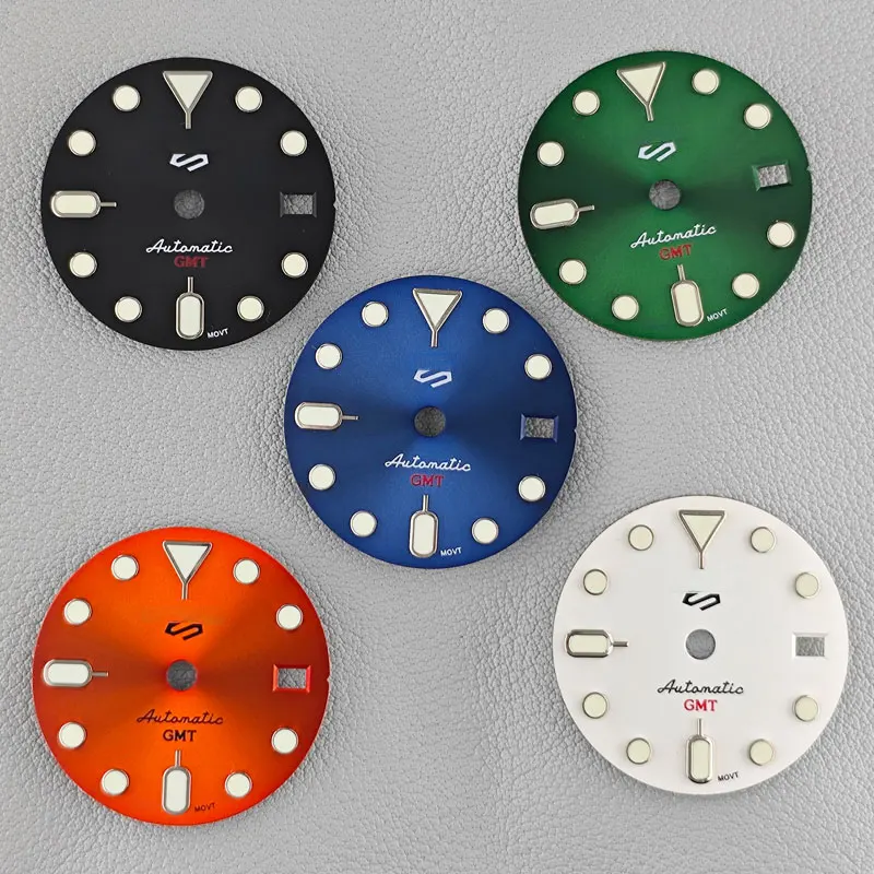 

NH35 dial is 28.5mm sun pattern GMT Luminous calendar fit in NH35/NH36/4R/7S automatic movement