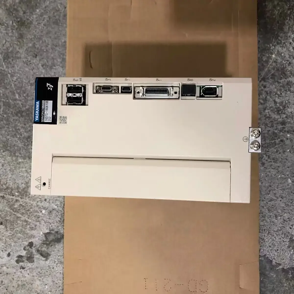 SGD7S-180A10B202 – …