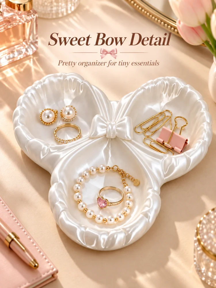 3D Printed White Pla Three-Compartment Bowknot Jewelry Tray, Silky Satin Texture, Glossy Pearl White Small Item Storage Tray, Cute Girly Style, Exquisite and Romantic Dressing Table Tray, Desktop Storage Box, Jewelry Display Stand, Accessory Storage Tray, for Sorting Rings, Earrings, Necklaces, Paper Clips, Hair Accessories, Say Goodbye to Clutter, Easy to Access, Suitable for Dressing Table, Desk, Bedside, Study Room, Bedroom, Office, Lightweight and Not Easily Fragile
