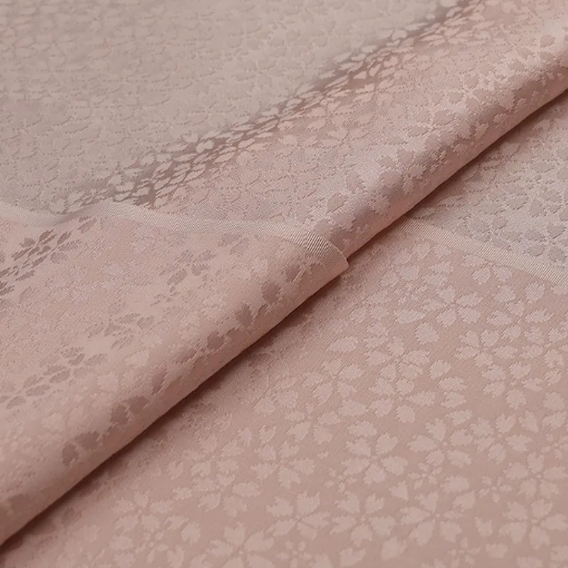 

New Chinese-style Hanfu cheongsam and waistcoat fabric made of pure silk