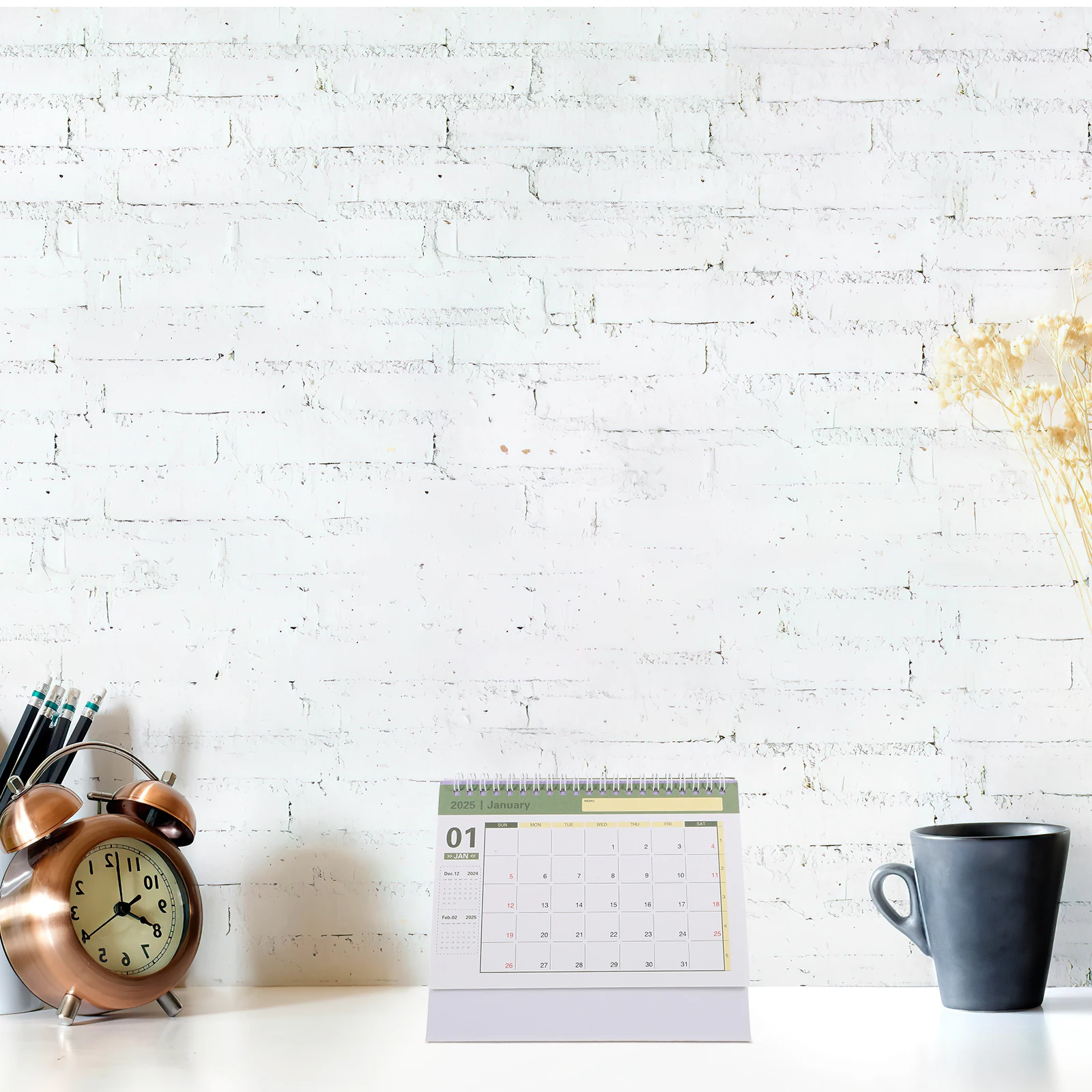 

2025 Desk Calendar Simple Style English Spiral Standing Monthly Planner for Home Office Academic Use Decorative Table Decoration