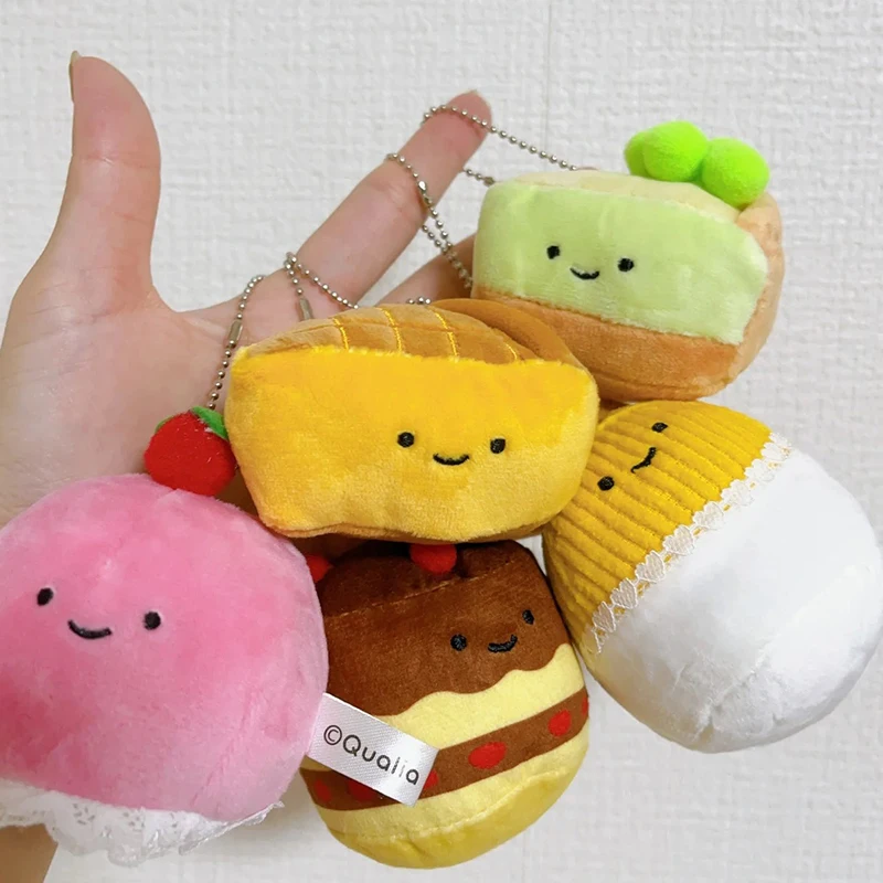 Original QUALIA Dessert Cake Strawberry Cake Plush Gashapon Qversion Mini Anime Action Figure Model Toy Gift Collection Ornament