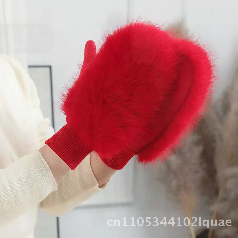 

Warm Thickened Windproof Winter Gloves for Women Cute Plush Cold-Proof Fashionable One Size Fits All Suede Material
