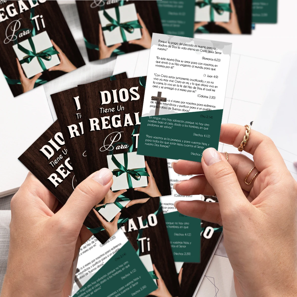 100 Stück spanische Evangeliumskarten – Bibelvers, christliche Taschenbahn-Planskarte für Kirchenreduzierung, spirituelles Ermutigungsgeschenk – Detail 1