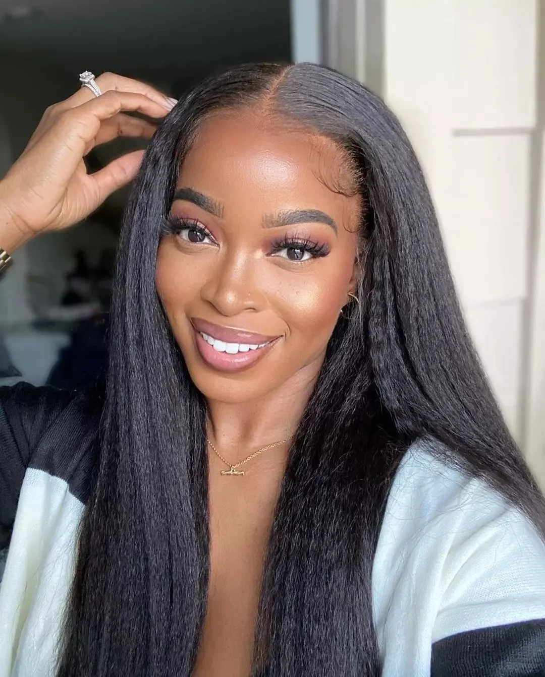 Parrucche anteriori in pizzo Capelli umani Lisci crespi 5 × 5 Parrucche trasparenti per capelli umani 13 × 4 1B Parrucche pre pizzicate per le donne