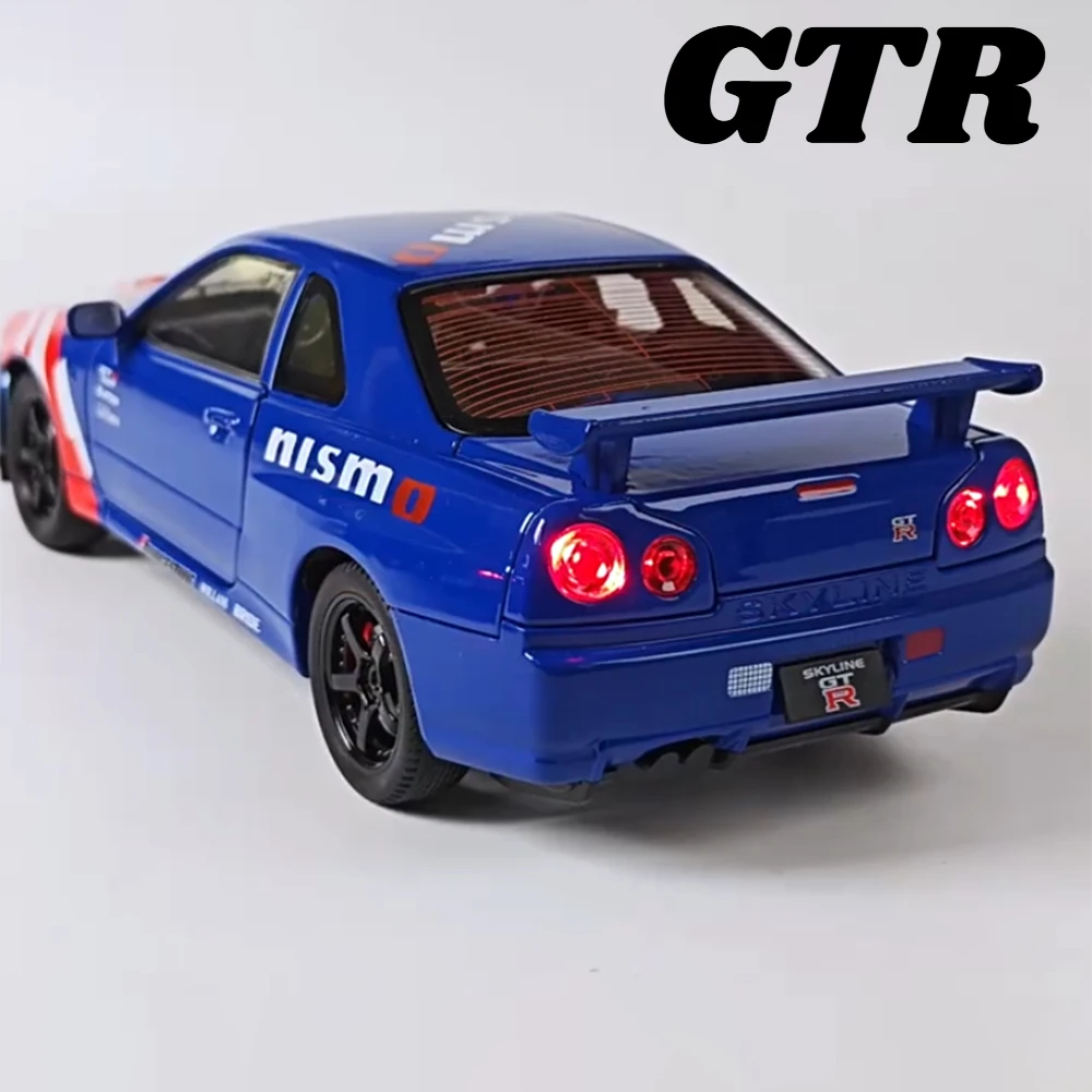 Escala 1:24 GTR coche modelo de juguete sonido luz tirar hacia atrás puertas abiertas absorción de impacto coches deportivos Metal modelos fundidos juguetes para niños