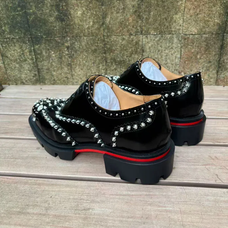 Men's Oxfords Business Dress Wedding Shoes Shiny Crystal Rivet Platform Leather Shoes Luxury Wedding Party Loafers