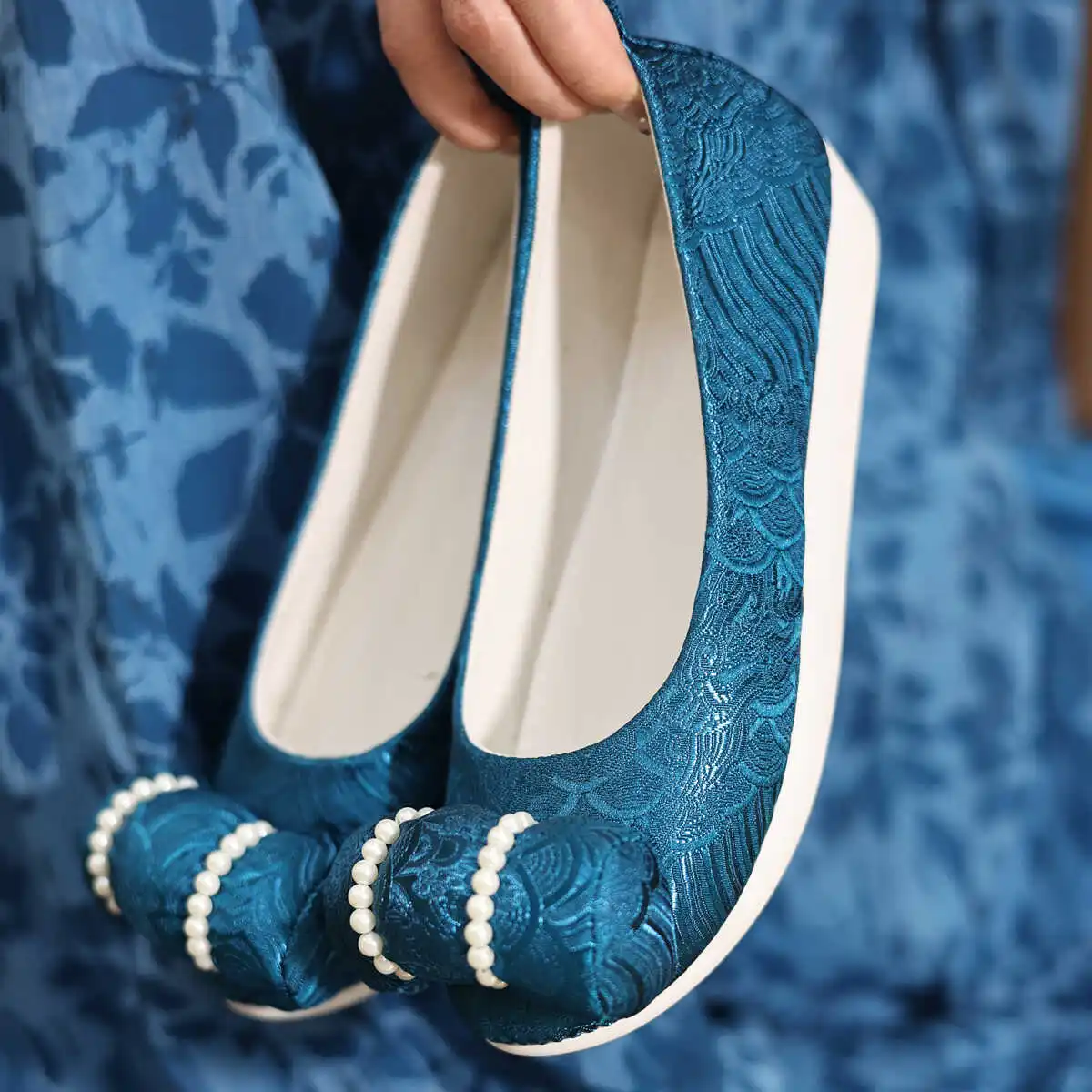 

Hanfu Shoes Cloud Head Inner Height Increase Antique Shoes Pillow High Heel