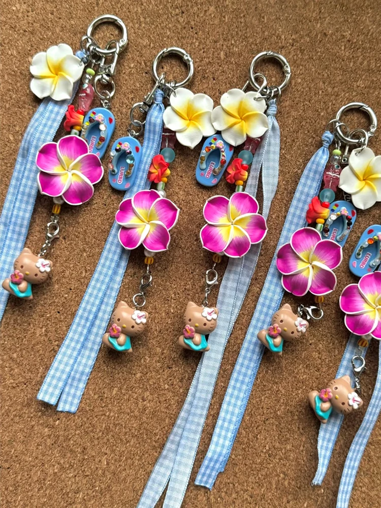 Bikini japonais hawaïen Hello Kitty, pendentif pour téléphone portable, breloque Vintage Y2K, pantoufles en cristal à fleurs, porte-clés Hello Kitty, cadeau