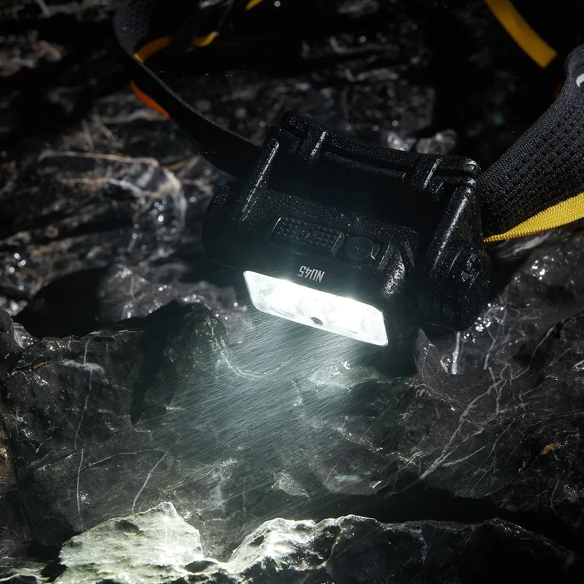 NITECORE NU45 UHE LED 1700 Lumens High Output Lightweight Rechargeable Headlamp Built-in 4000mAh Li-ion Battery