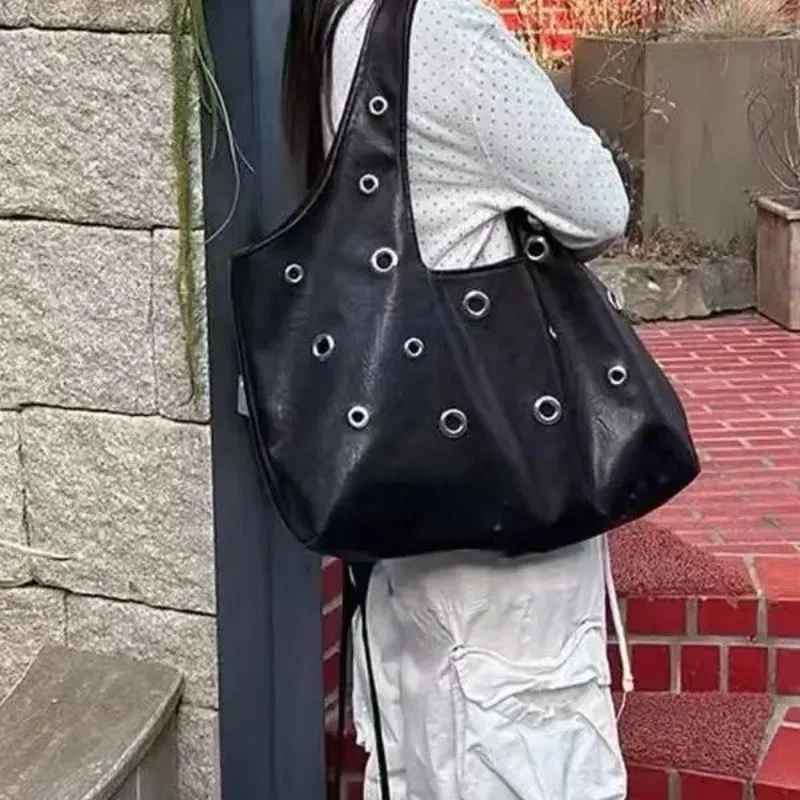 

Large Capaci Casual Travel Women's oulder Bag Rivet Design Double Strap Underarm Bag Faionable Handbag Tote Bag