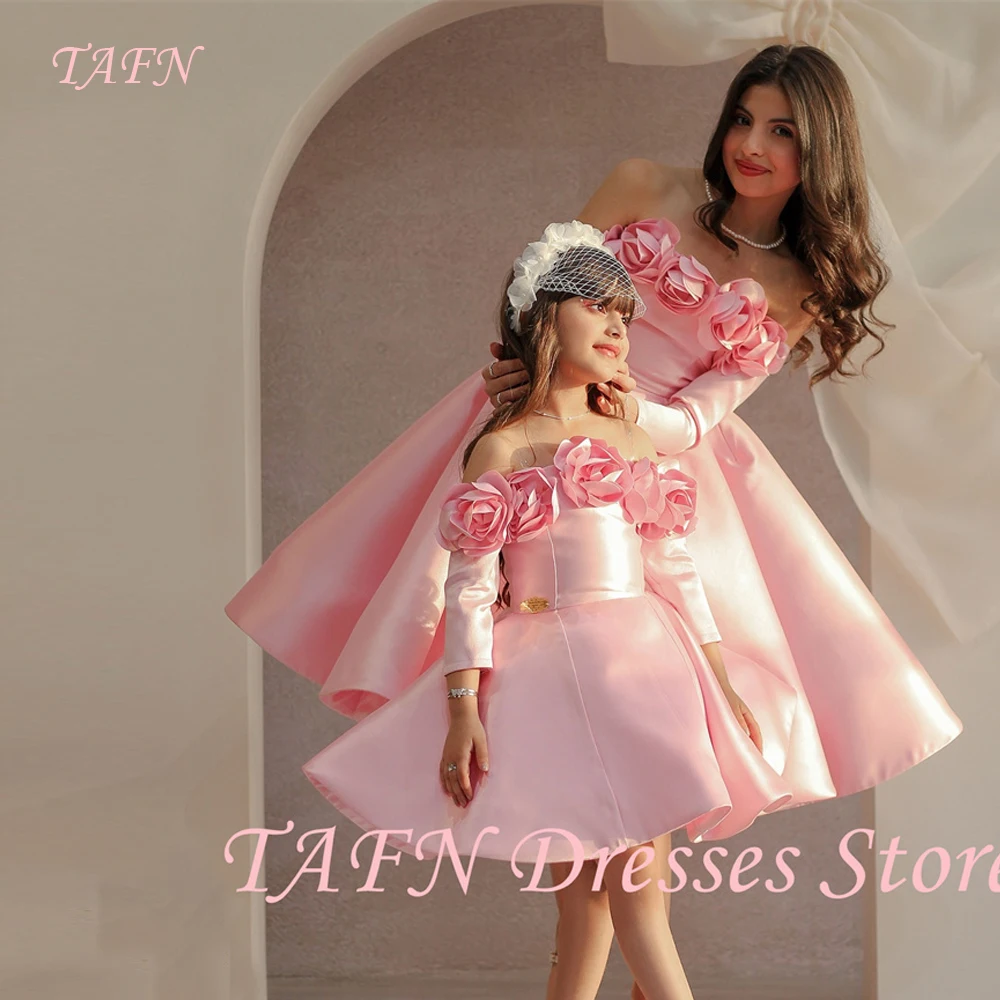 

TAFN Knee Length Pink Mother And Daughter Wedding Party Dresses Long Sleeves 3D Flowers Satin Formal Evening Gowns Customized