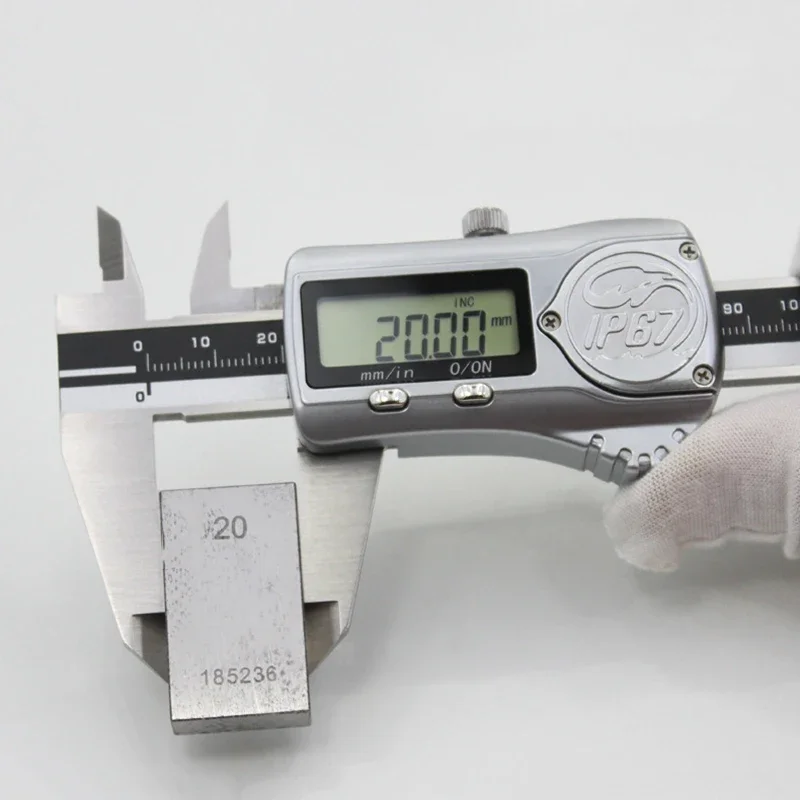 0-150mm Metal Electronic Black Scale Vernier Caliper Gauge Micrometer Work in the Water IP67 Water Proof Digital Calipers view 3