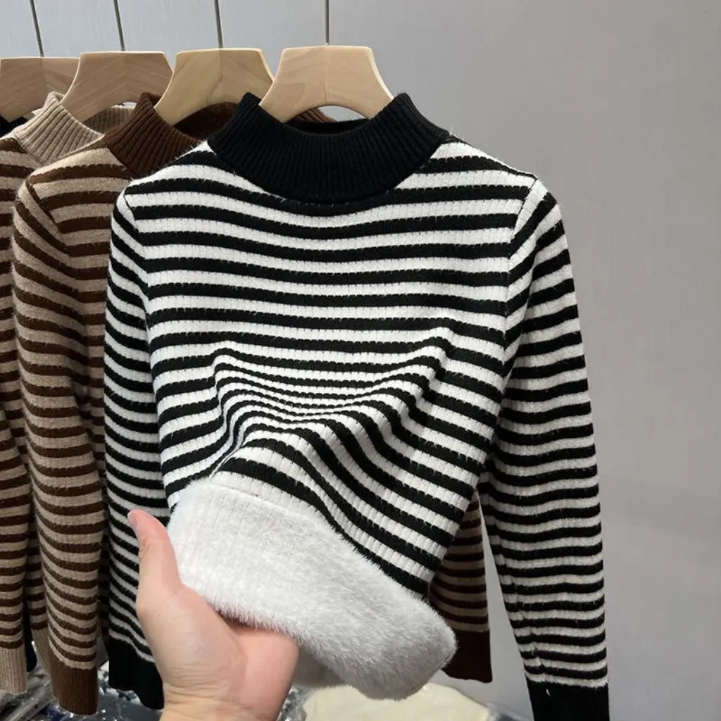 

Women's Striped Velvet Sweater Winter One-piece Fleece-Lined Thickened Western-Style Imitation Mink Knitted Base Shirt Top