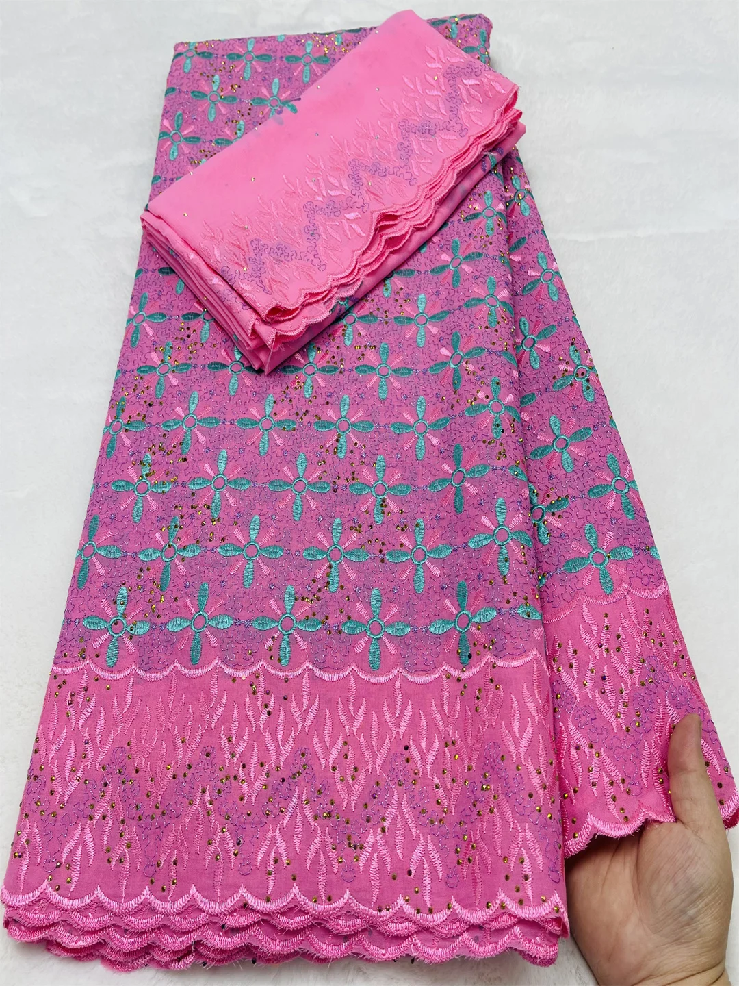 

Африканское нигерийское французское кружево (2.5+2.5 ярда) из швейцарского хлопка высшего качества для свадебных и праздничных платьев, распродажа 2026 года