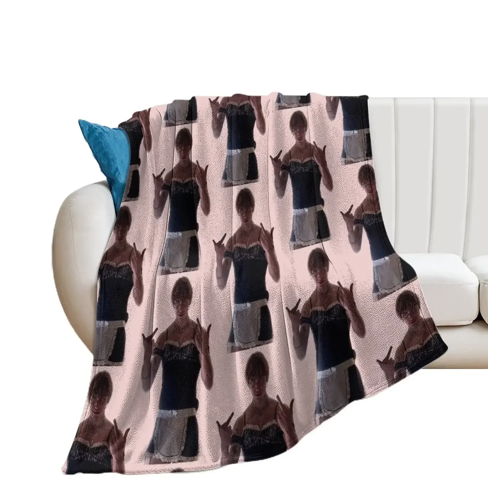 

vinnie the sexy maid Throw Blanket Hair christmas gifts heavy to sleep Blankets