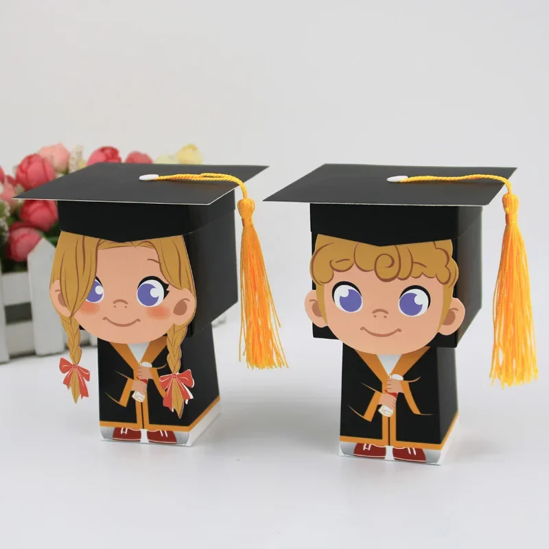 10pcs Graduation Decoration Candy Boxes Bachelor Hat Chocolate Gifts Packing Bag for 2024 Congrats Grad Celebration Party Favors