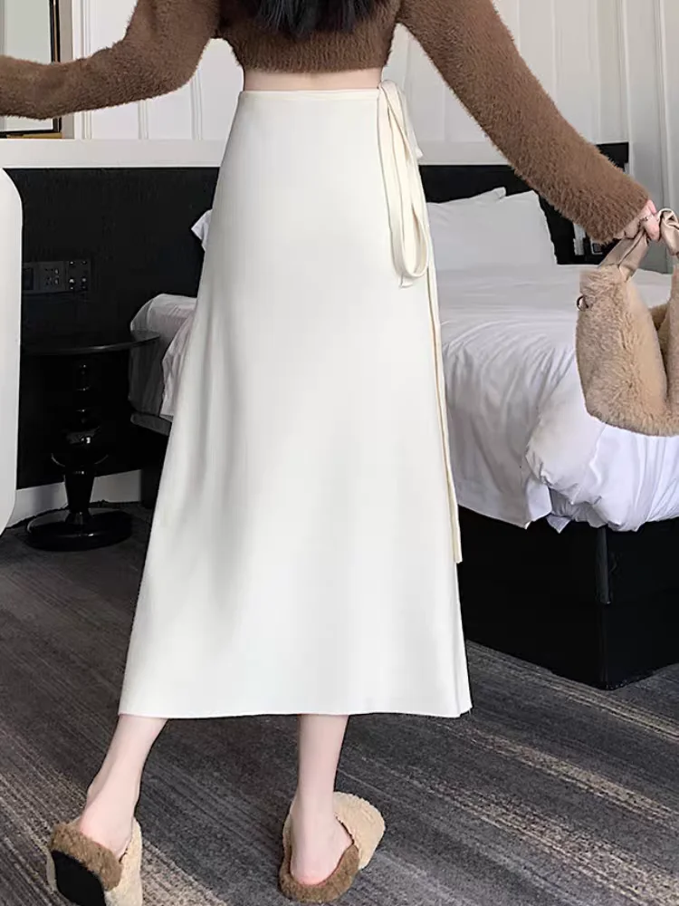 Gonna longuette in maglia drappeggiata con cravatta in vita Design avvolgente in un unico pezzo Autunno 2025 Gonne chic da donna