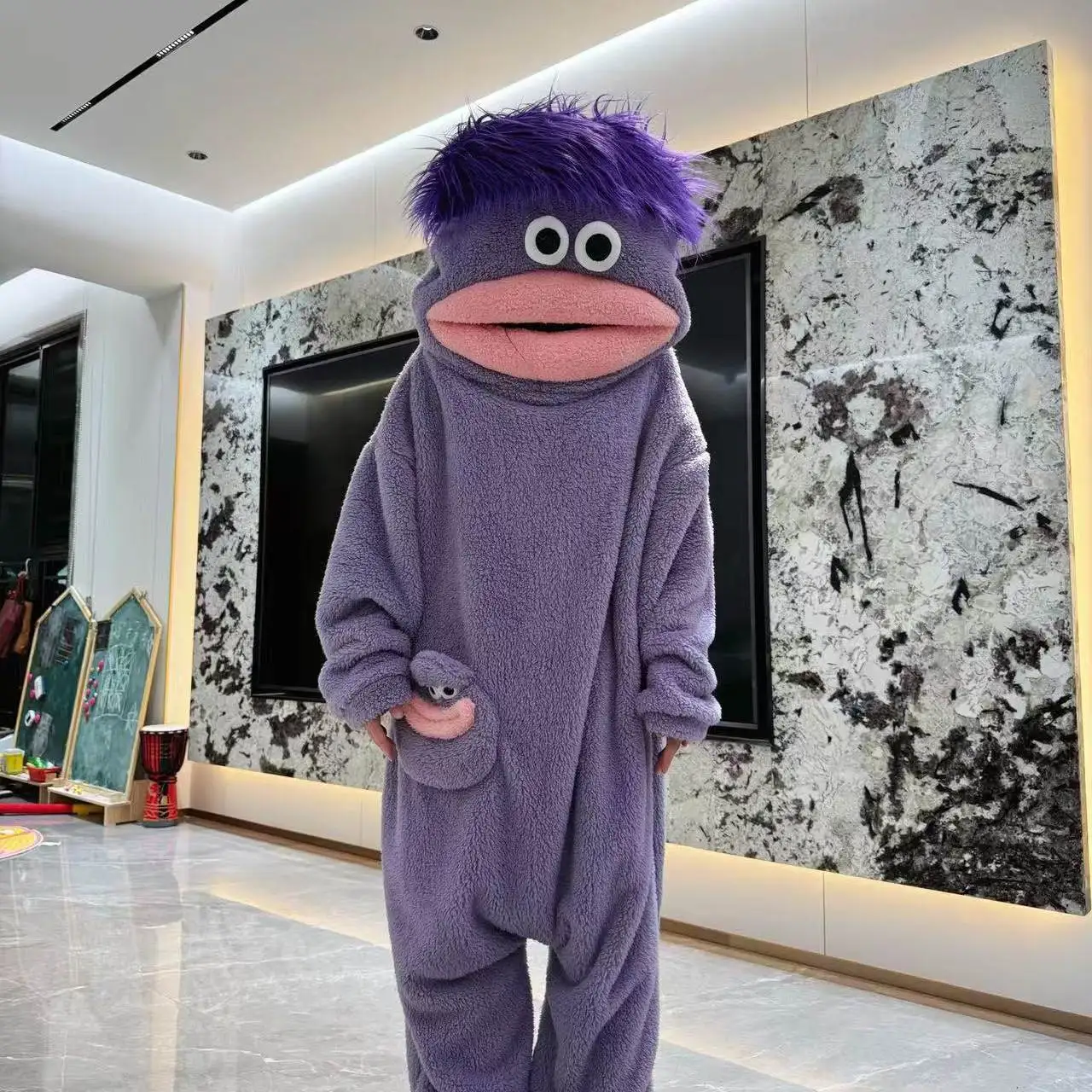 Erwachsenen-Pyjamas Lustiger Großmaul-Monster-Jumpsuit Herbst Winter Paar-Outfit Dickes Coral-Fleece Loungewear für Männer und Frauen