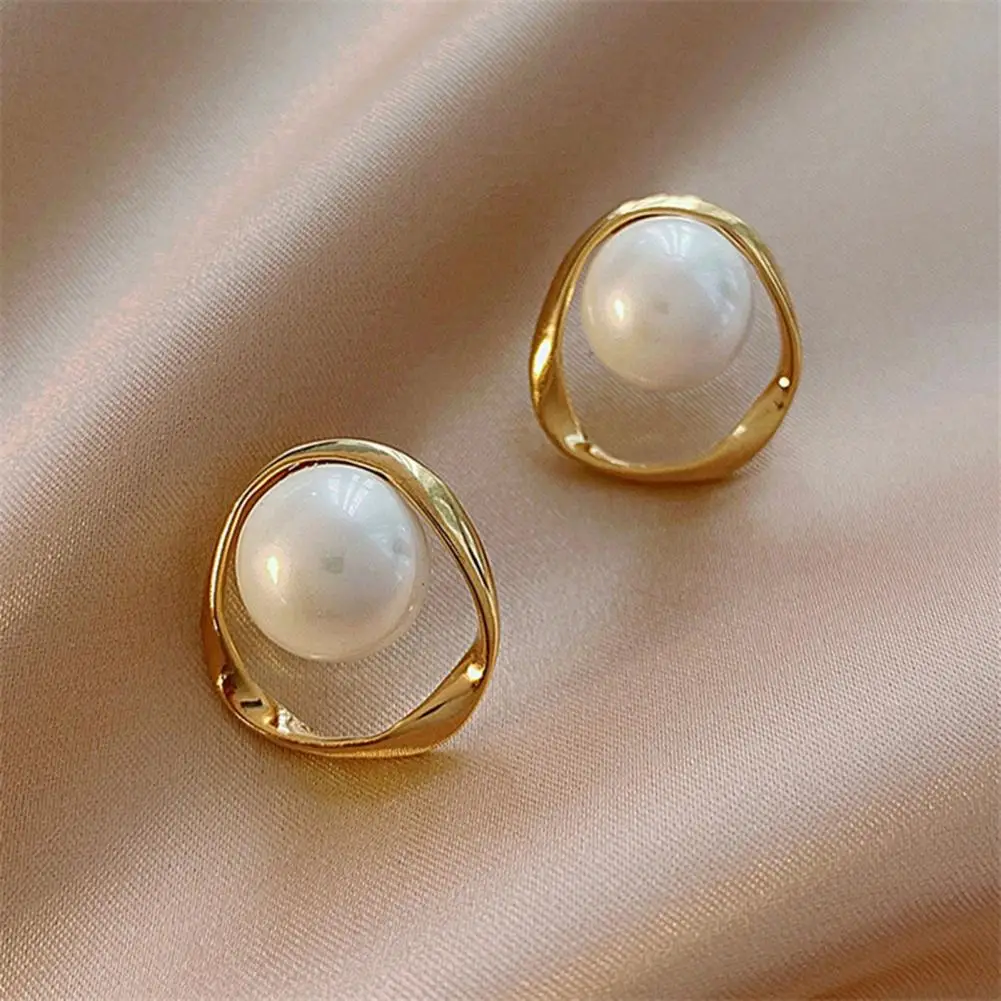 1 Pair  Ear Studs Fashion Faux Pearl Women Earrings Alloy Women Earrings  Geometric Elements Ear Studs for Wedding