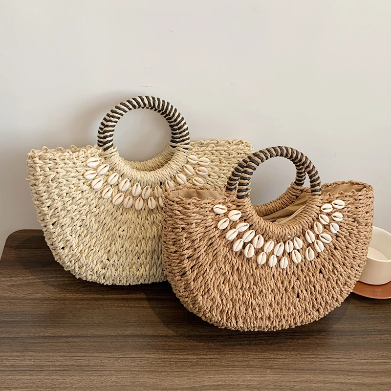 Borsa da spiaggia da viaggio di grande capacità per le donne 2023 nuova borsa in Rattan fatta a mano Designer borsa a mezza luna borsa di paglia