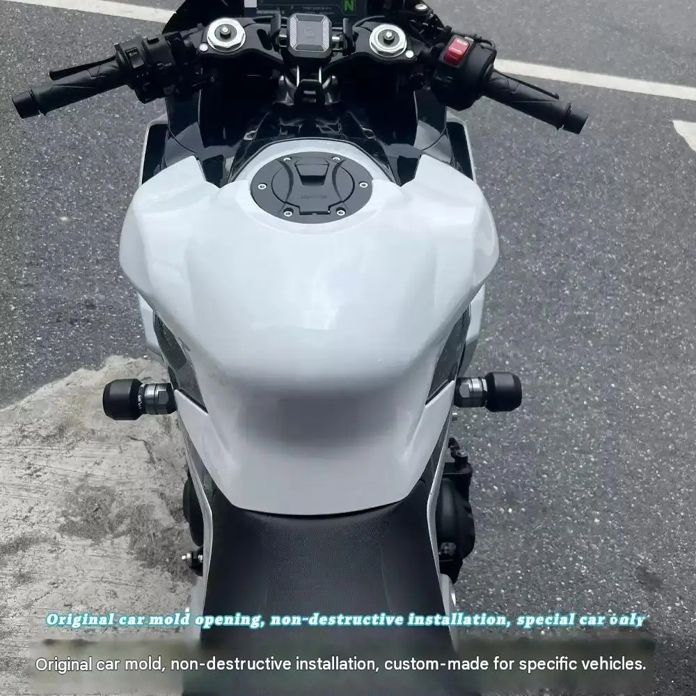 Aesthetic, non-destructive, direct-fit aftermarket accessory for ZONTES 703RR: Raised-profile fuel tank cover/guard.
