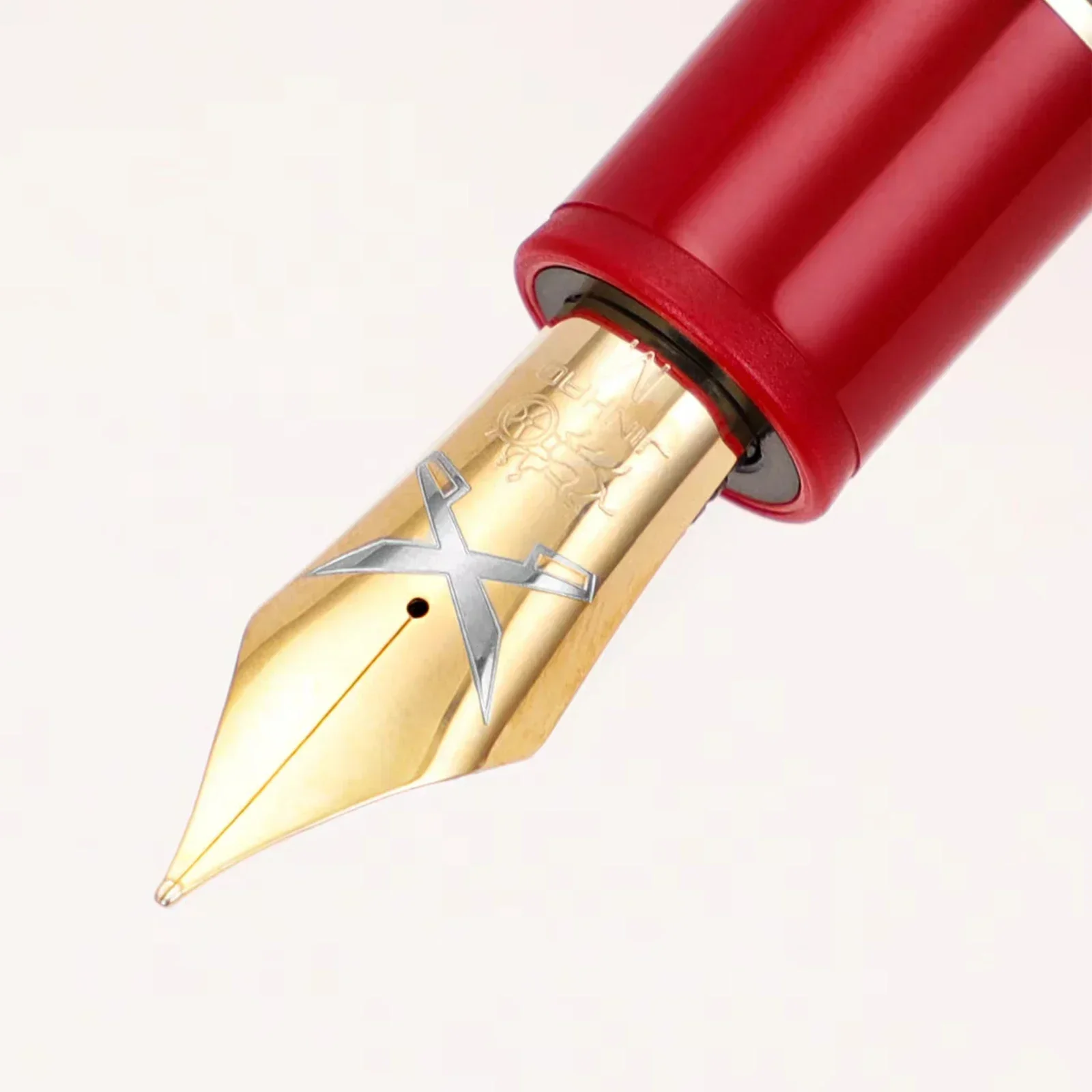 Jinhao 1935 TIANDAO قلم حبر الغيتار كليب 05 07 مللي متر بنك الاستثمار القومي شفافة الأحمر الفاخرة الكتابة الحبر هدية لمكتب القرطاسية المدرسية #3