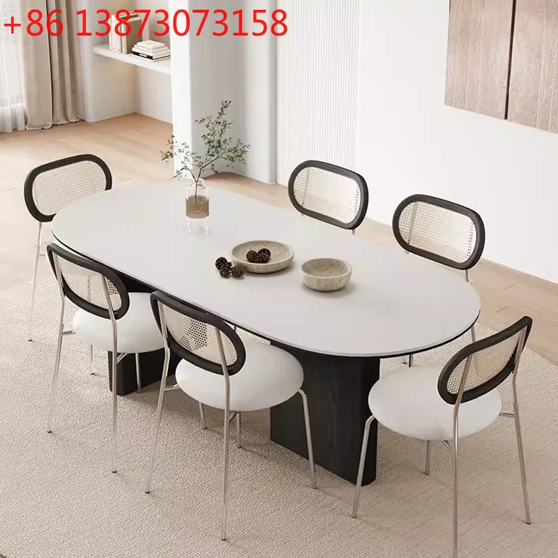 

Обеденный стол и стул на платформе с твердой древесиной ползун, комбинация домашнего современного простого овального средневекового обеденного стола