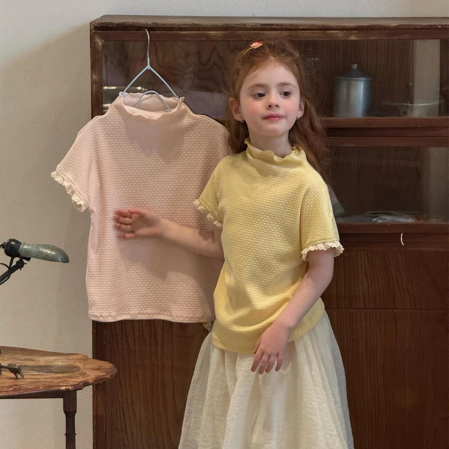 camiseta-infantil-feminina-2026-primavera-e-verao-nova-colecao-roupa-infantil-estilo-coreano-camiseta-de-manga-curta-com-renda-para-meninas