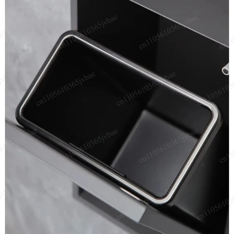 

Integrated Hidden Design, Storage Paper Towels and Towels, Matching Trash Cans Are Clean and Beautiful