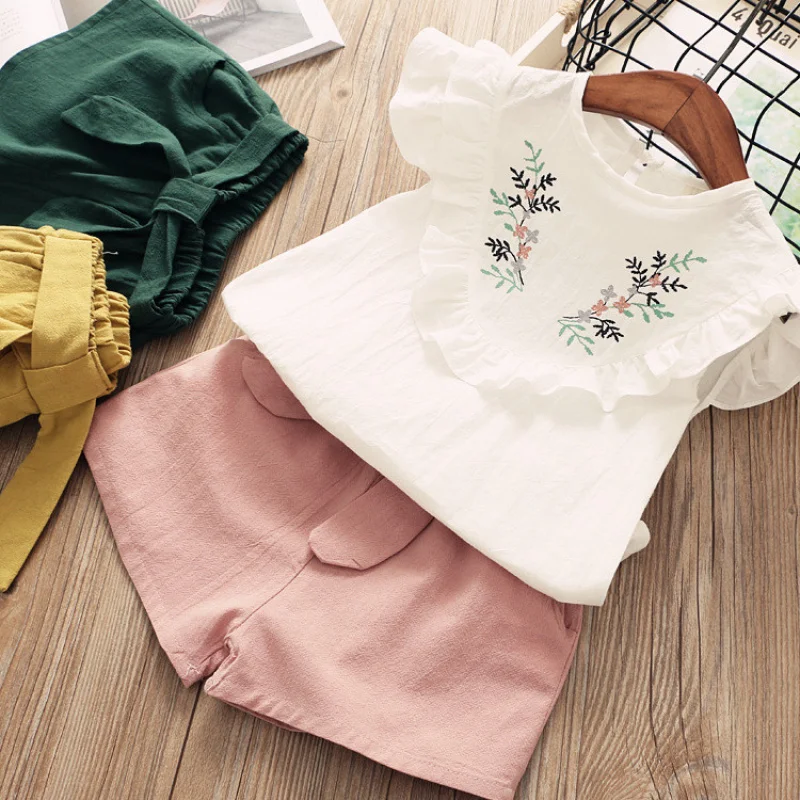 

Suit Summer New Girl's Ruffled Floral Embroidered Blouse+Cute Shorts Two-Piece Set