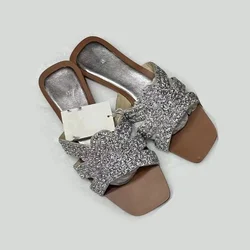 Women Flat Slippers Luxury Shiny Rhinestones Roman Outdoor Beach Slides 2025 Summer Daily Breathable Hollow Gold Female Shoes