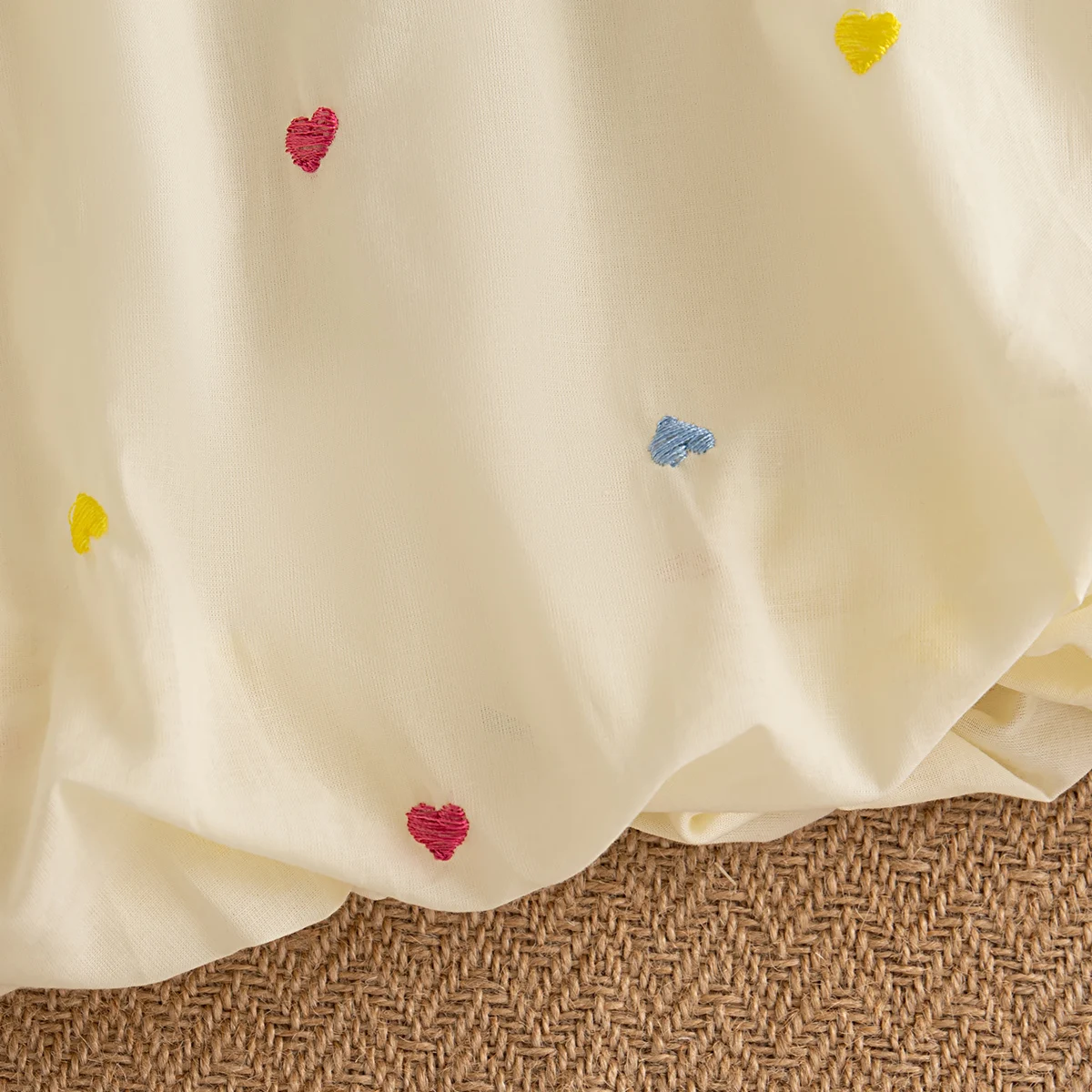 فستان صيفي جديد ملون للفتيات الصغيرات، ملابس أطفال بدون أكمام على الطراز الكوري + حقيبة كرة فراء ملونة (0-4 سنوات) #5