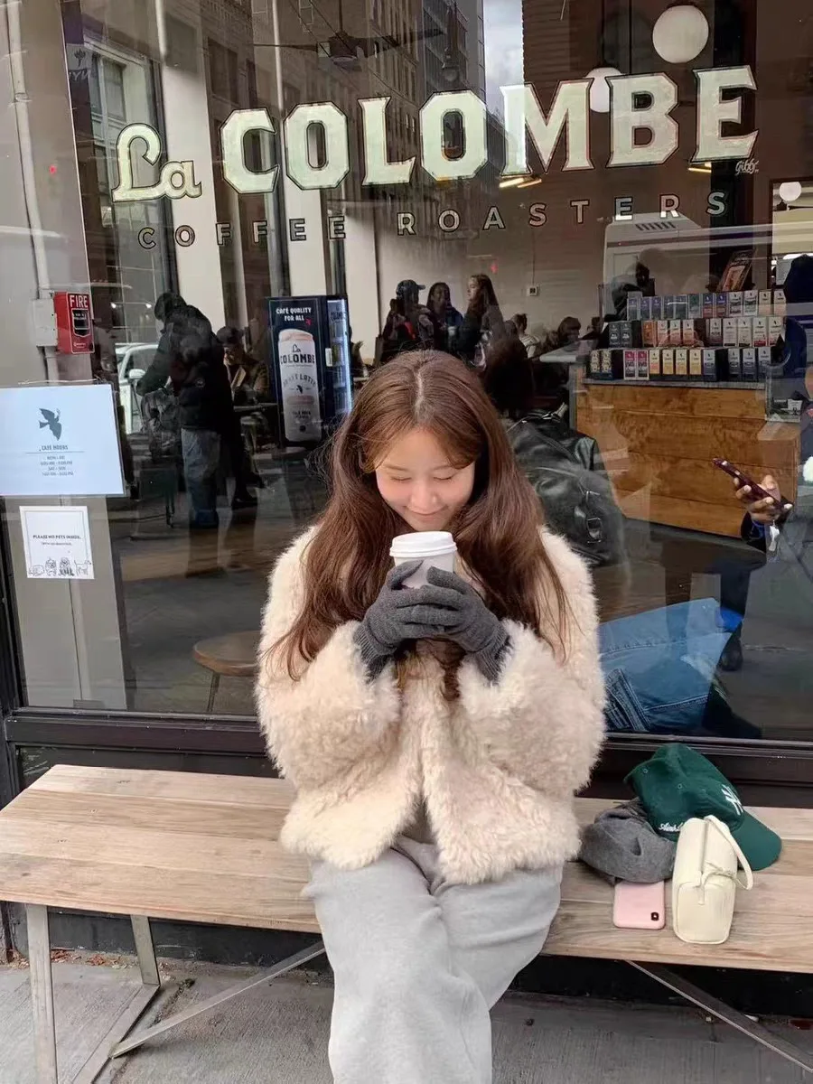 MOSA 2025, Winter New Sle Dongda Gate OUCE Sweet Soft Beige Fur Leather Inteated Women's Jaet ort Commute Faion