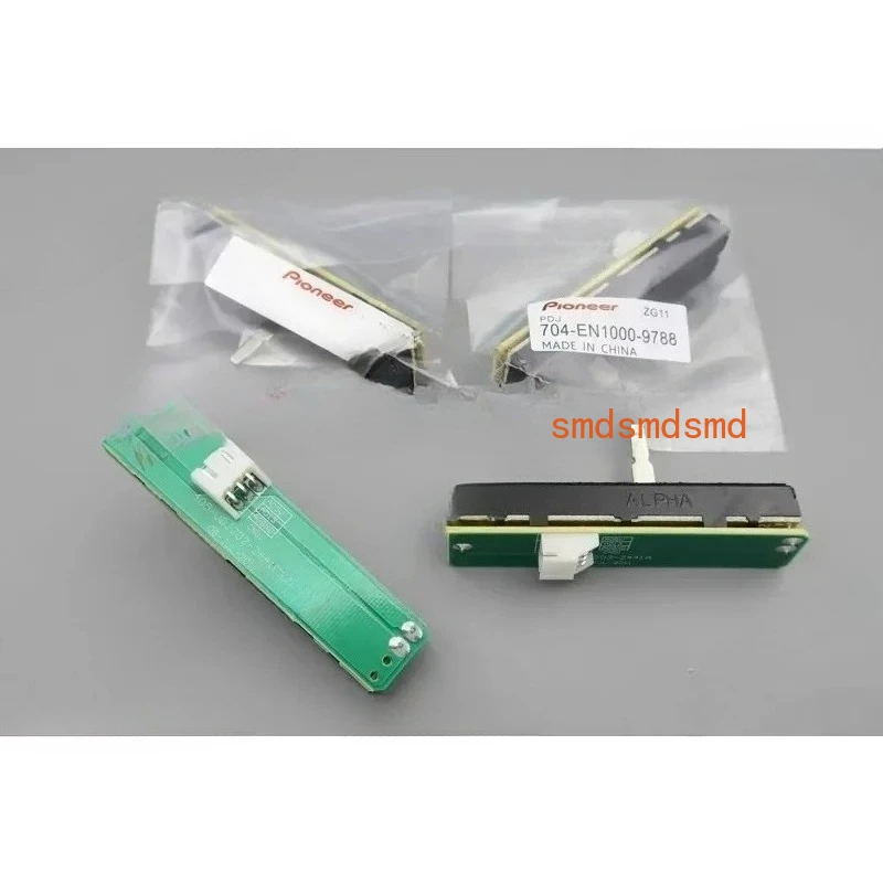 

Original Pioneer DDJ-RX DDJ-SX SX2 SX3 Solder Free Cross Cut Fader 704-DJM250-A032-HA