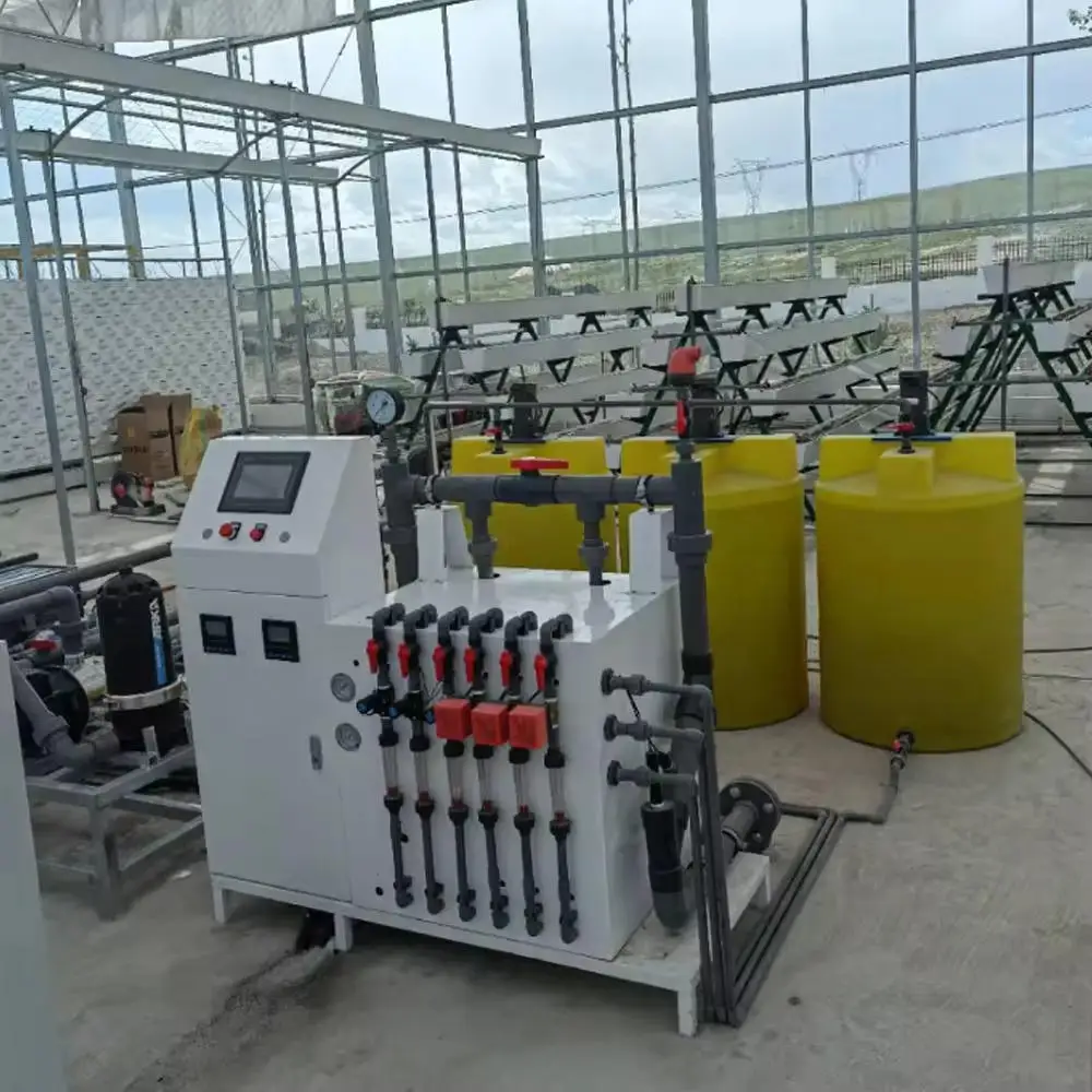 Precision Fertilizer Injection System Automatic Fertigation Irrigation Machine Smart Applicator 7-inch Touch Screen 4G IoT