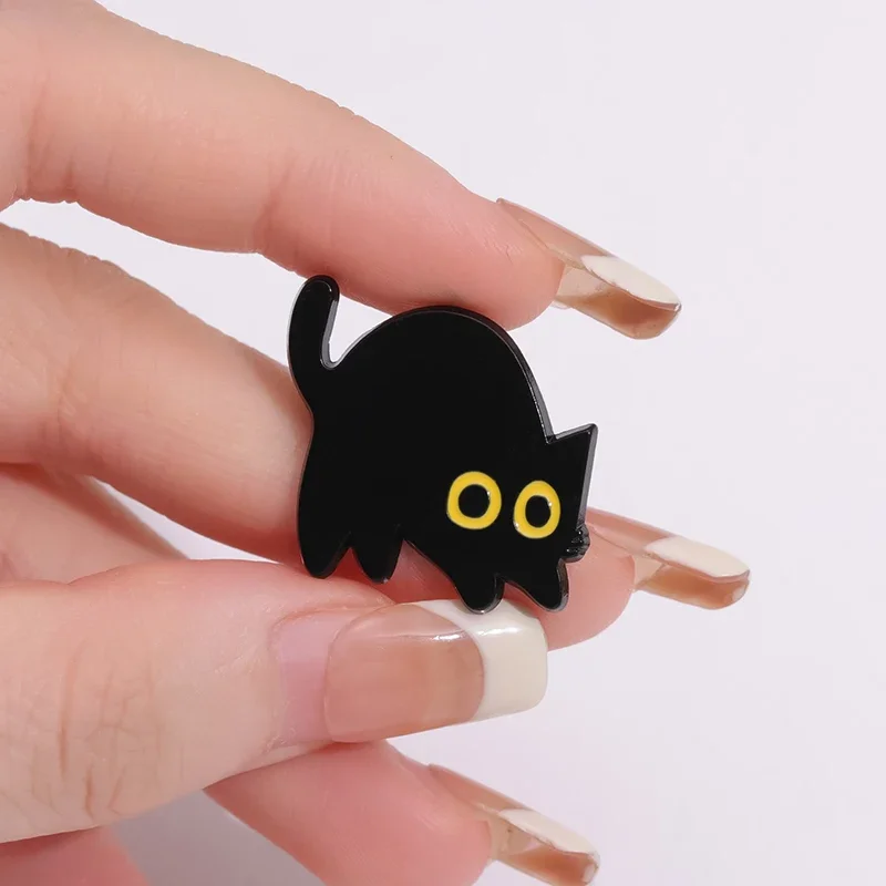 Broche de gatito negro de dibujos animados, alfileres de esmalte personalizados, broches de gato lindo divertido, insignias de solapa de camisa,