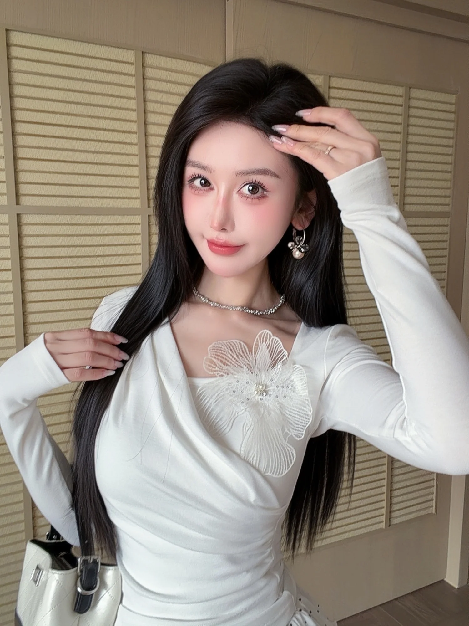 Pure Desire Atmosphere Long Sleeve T-Shirt Women's Slim Fit Top Irregular Hemline Korean Style Spring Fashion Breathable Skin...