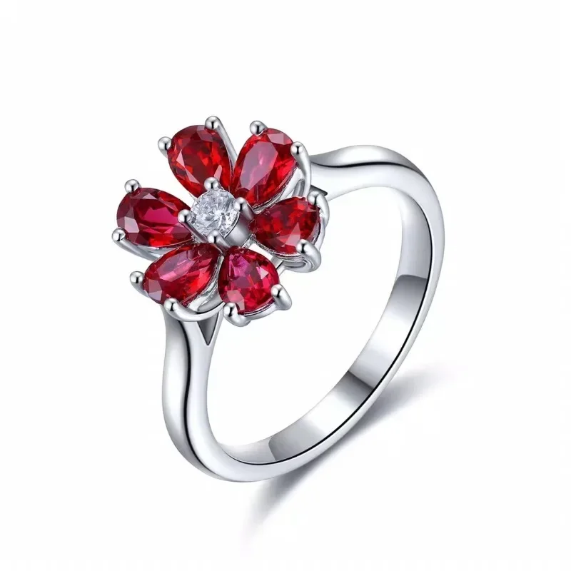 

Ruihe New Luxury Flowers Shape 925 Silver 1.46ct Lab Grown Ruby Simulated Diamond Ring for Women Couple Daily Office Jewelry