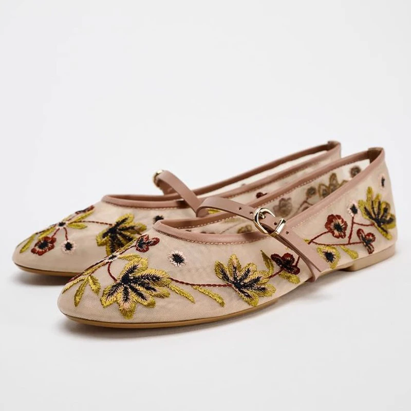 

Mesh Embroidered Flower Ballet Flats Sandals Woman Breathable Round Toe Retro Pumps Slip On Comfort Summer Mary Designer Shoes
