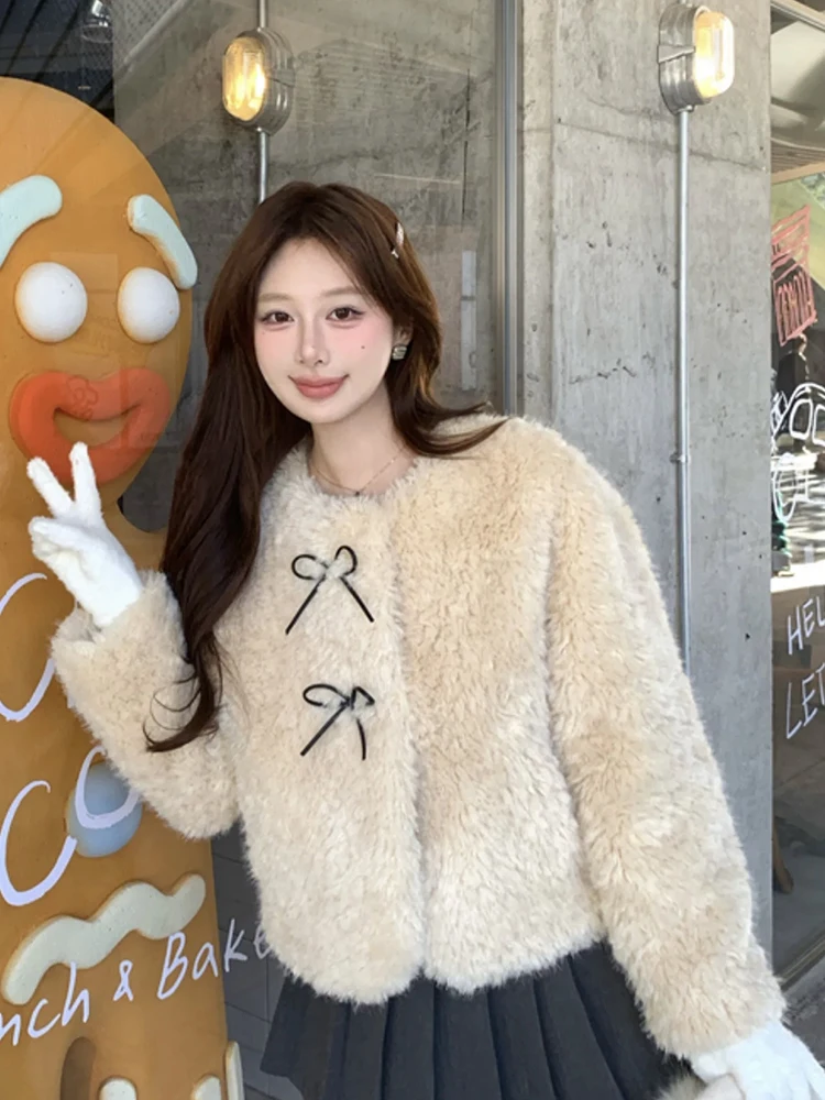 

Милое пальто из искусственного ягненка с бантом, женская милая зимняя куртка с длинным рукавом и круглым вырезом, тонкая теплая корейская женская модная верхняя одежда в консервативном стиле, топы