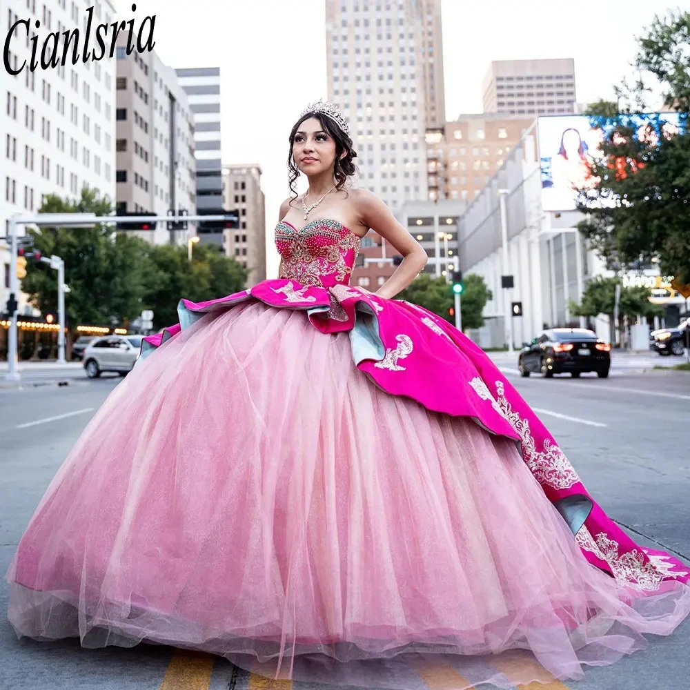 Vestido de baile de cristal princesa Beading, vestidos rosa Quinceanera, apliques dourados, espartilho de renda, 15 anos