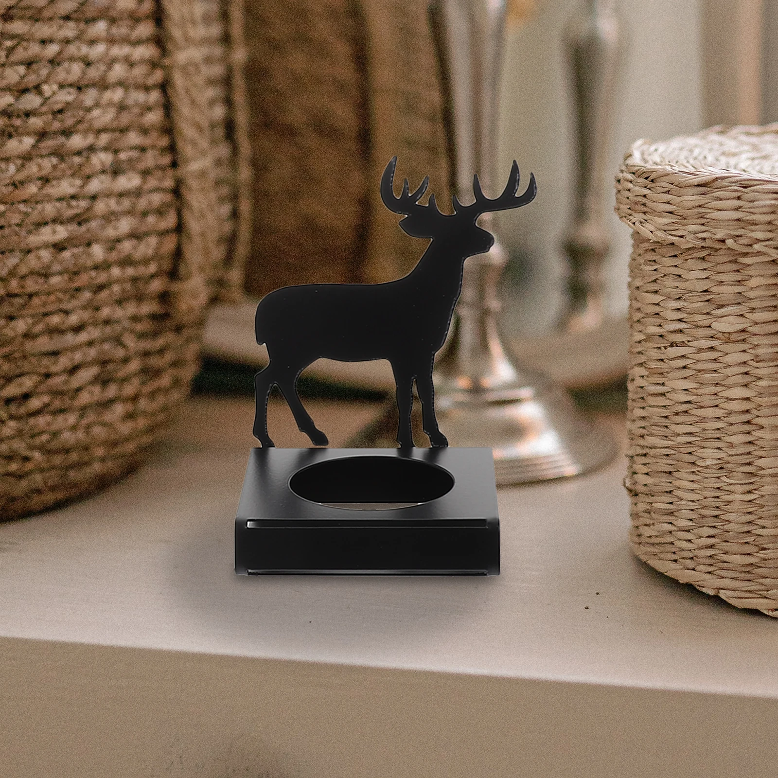 

4Pcs Christmas Elk Candlestick Holders Iron Material Xmas Party Decoration Desktop Tea Light Holder Candles Holder