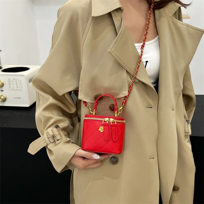 Sac à main en cuir de luxe pour femmes, fourre-tout classique élégant, fourre-tout à bandoulière, sac à main de styliste élégant pour les looks chics quotidiens