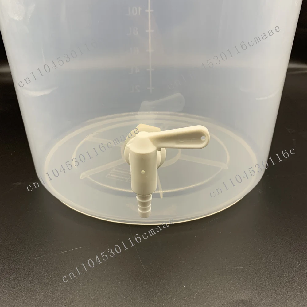 Homebrew PP 28 Liter Bucket Fermenter with Airlock and Spigot Volume Marking Heat Resisted 120 Degree