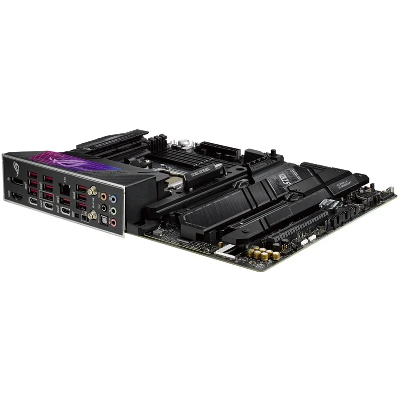 ASUS ROG STRIX X670E-E GAMING WiFi 6E Socket AM5 LGA 1718 AMD Ryzen 7000 Gaming Motherboard 18+2 Power Stages PCIe 5.0 DDR5 view 5