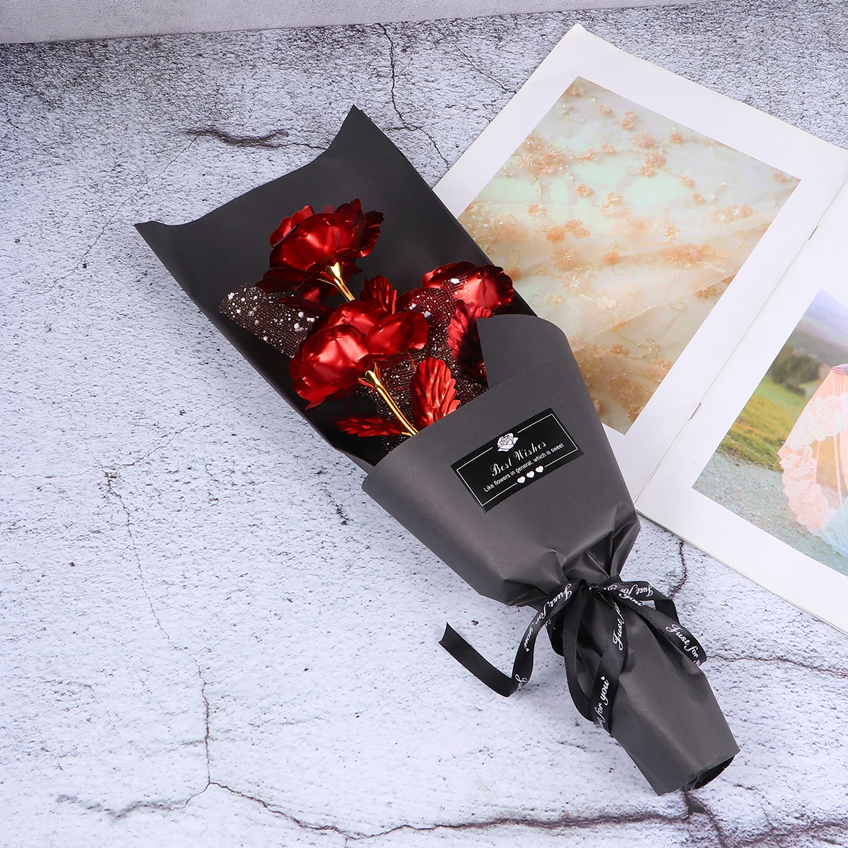 

1pc Gold Foil Rose Bouquet 3 Red Artificial Flowers in Elegant Box for Valentine Christmas Birthday Gifts Present Flower